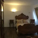 The Hidden Gem Apartments